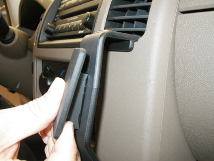 Brodit ProClip 853614 - Nissan Frontier 2005-2010