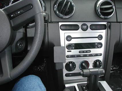 Brodit ProClip 853627 - Ford Mustang 2005-2009