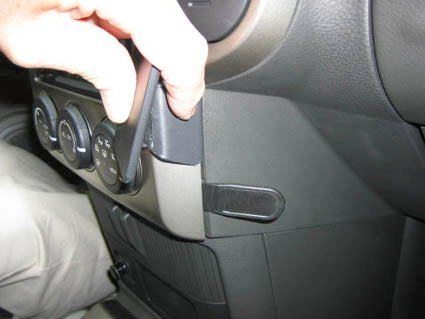 Brodit ProClip 853653 - Nissan X-Trail 2004-2007