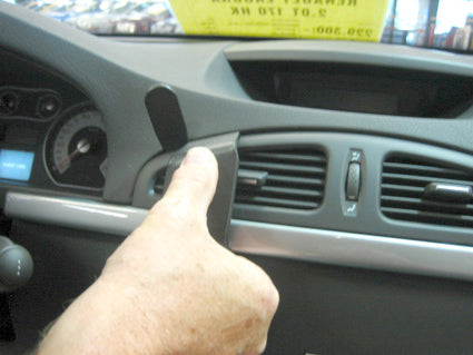 Brodit ProClip 853658 - Renault Laguna 2005-2007