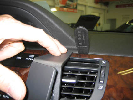 Brodit ProClip 853668 - Honda FR-V 2005-2011