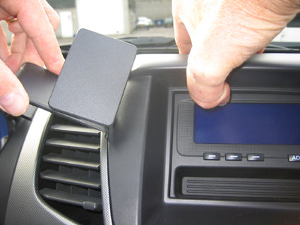 Brodit ProClip 853712 - Mitsubishi L200 2006-2015