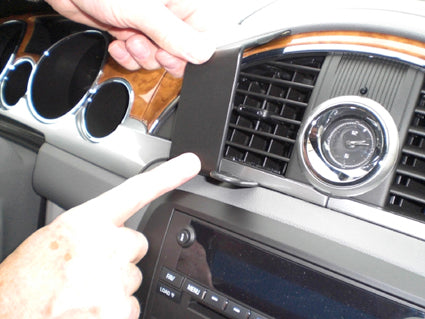 Brodit ProClip 854102 - Buick Enclave 2008-2012