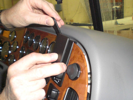Brodit ProClip 854146 - Peterbilt Model 365 2008-2021