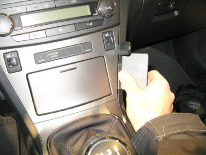Brodit ProClip 854281 - Toyota Avensis 2009-2015