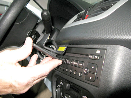 Brodit ProClip 854341 - Peugeot 206+ 2009-2013