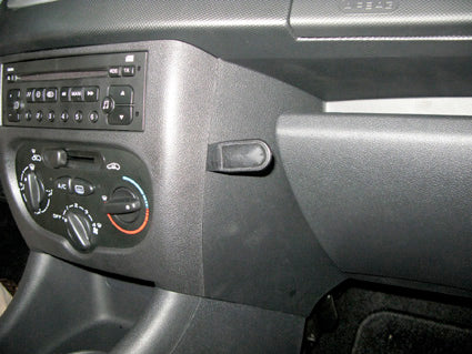Brodit ProClip 854342 - Peugeot 206+ 2009-2013