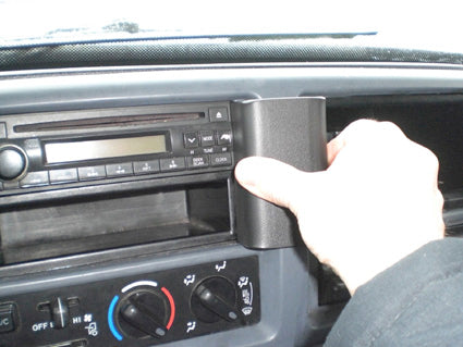 Brodit ProClip 854545 - Hino 200-series 2005-2023