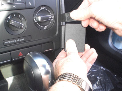 Brodit ProClip 854712 - Volkswagen Beetle 2012-2019
