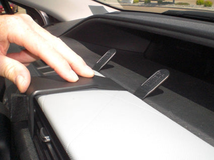 Brodit ProClip 854784 - Toyota Prius c 2012-2017