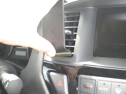 Brodit ProClip 854895 - Nissan Pathfinder 2013-2021