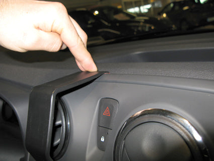 Brodit ProClip 854897 - Dacia Logan 2013-2021