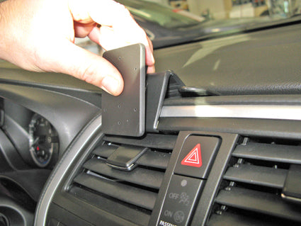 Brodit ProClip 854982 - Suzuki SX4 S-Cross 2014-2021