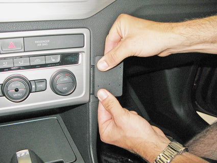 Brodit ProClip 855030 - Volkswagen Golf Sportsvan 2015-2021