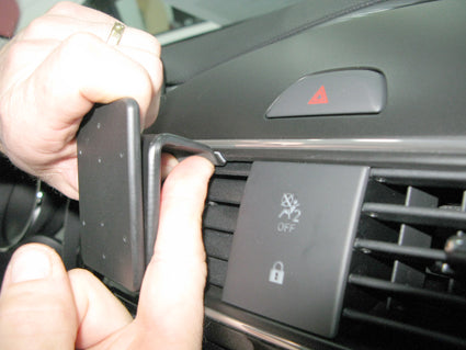 Brodit ProClip 855062 - Nissan Pulsar 2014-2020