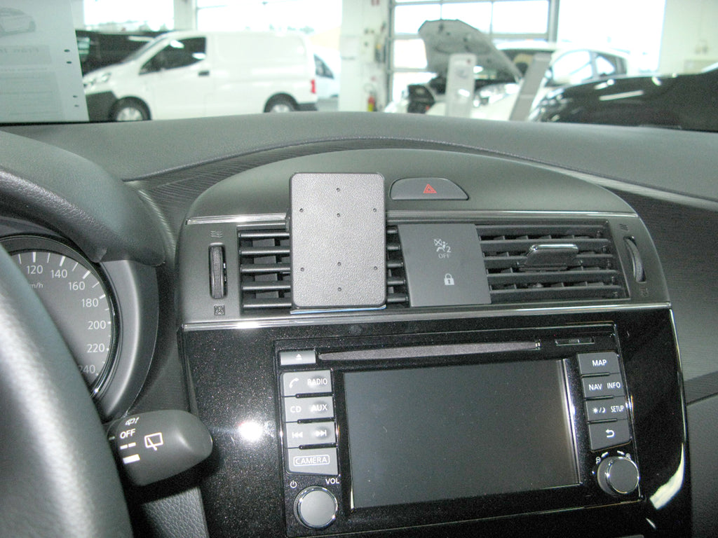 Brodit ProClip 855062 - Nissan Pulsar 2014-2020