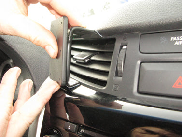 Brodit ProClip 855196 - Nissan Alaskan 2016-2023