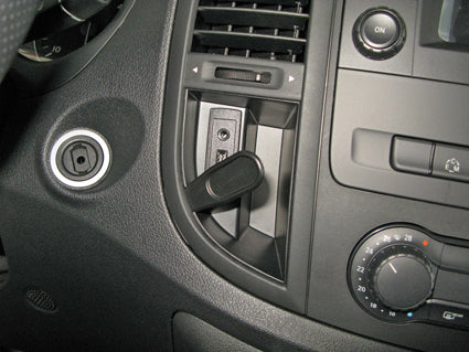 Brodit ProClip 855197 - Mercedes-Benz Vito 2015-2023