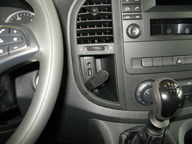 Brodit ProClip 855220 - Mercedes-Benz Vito 2015-2023