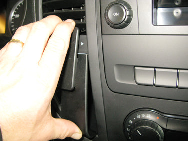 Brodit ProClip 855220 - Mercedes-Benz Vito 2015-2023