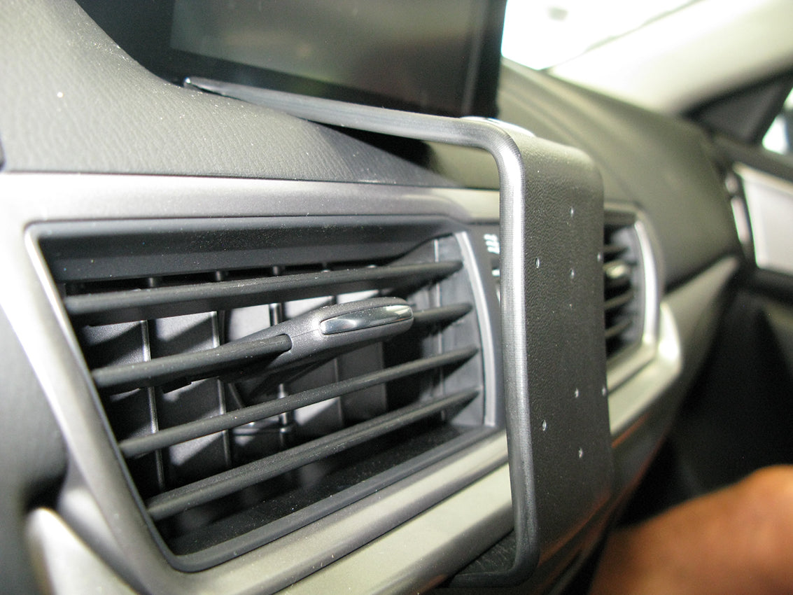 Brodit ProClip 855416 - Mazda 3 2017-2018