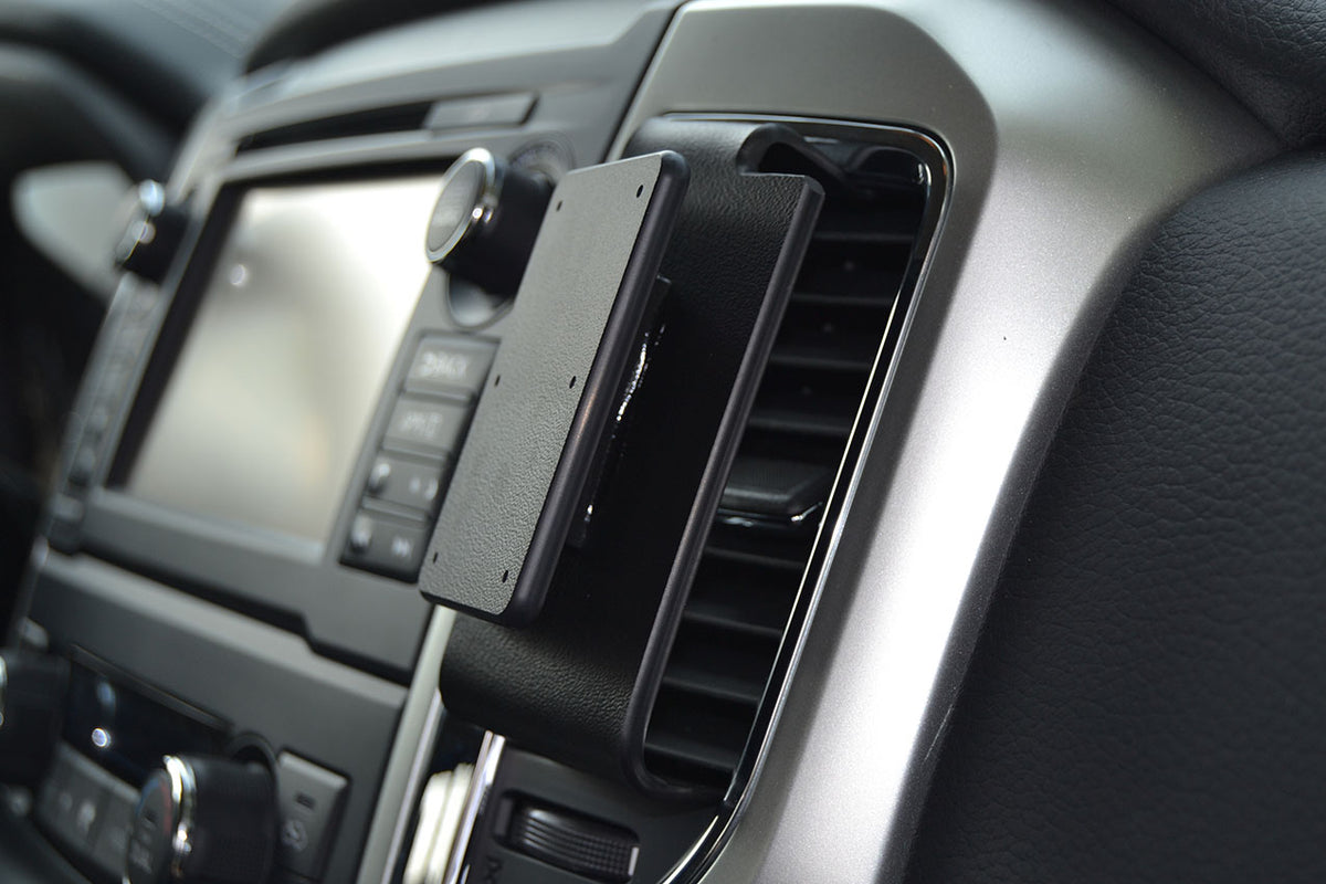 Brodit ProClip 855426 - Nissan Titan 2016-2024