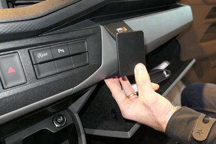 Brodit ProClip 855588 - Volkswagen Caravelle 6.1 2020-2024