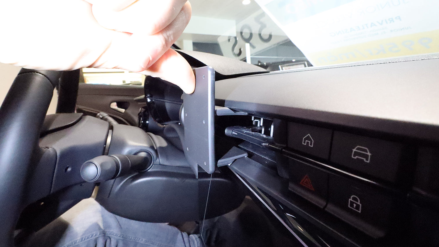 Brodit ProClip 856235 - Alfa Romeo Junior 2024-2026