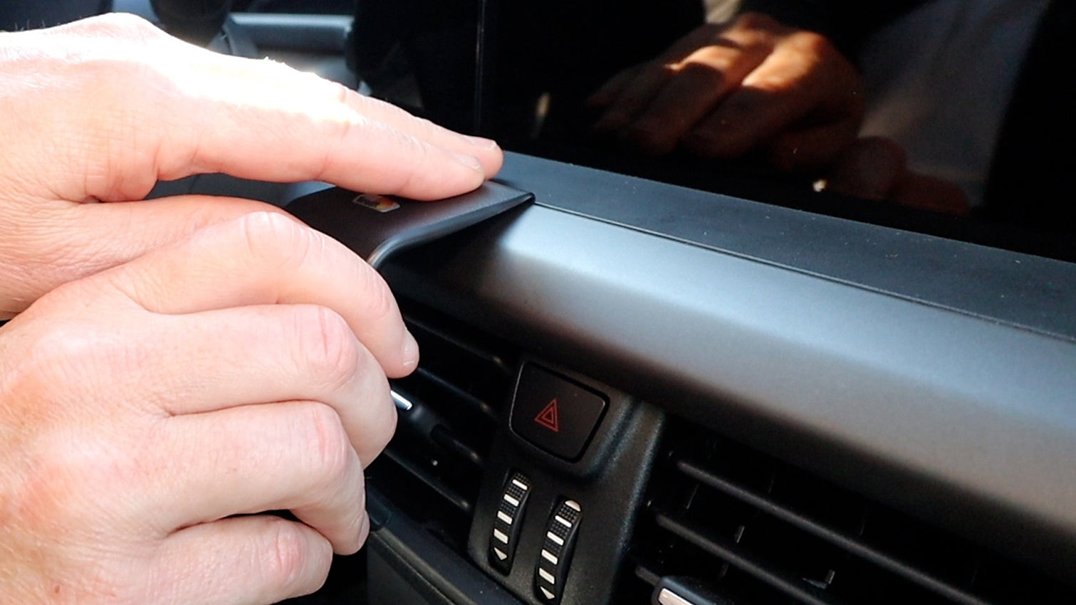 Brodit ProClip 856243 - Ford Transit Courier 2025-2026