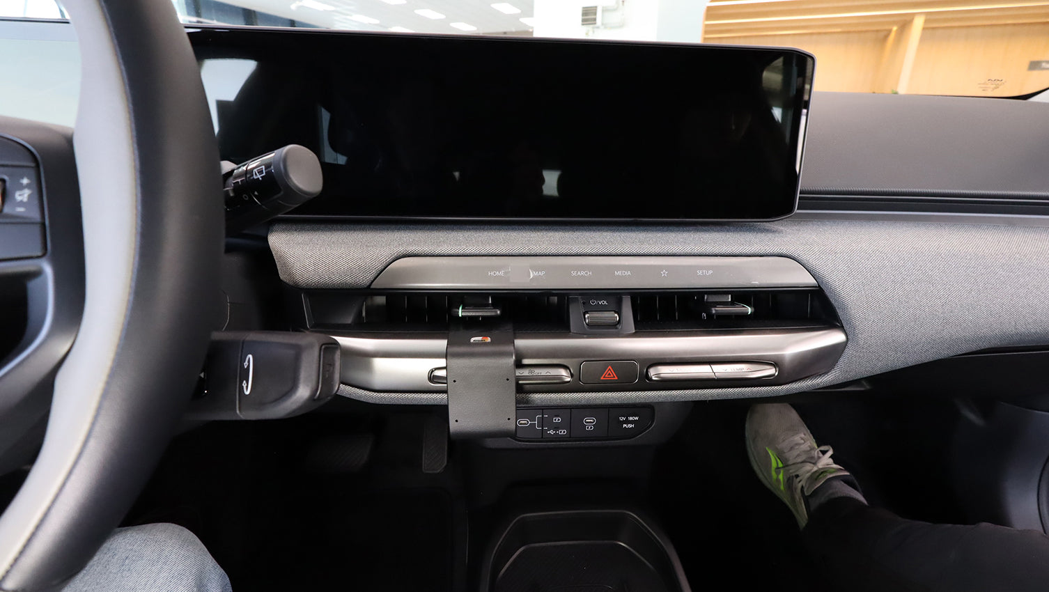 Brodit ProClip 856267 - Kia EV4 2025-2026
