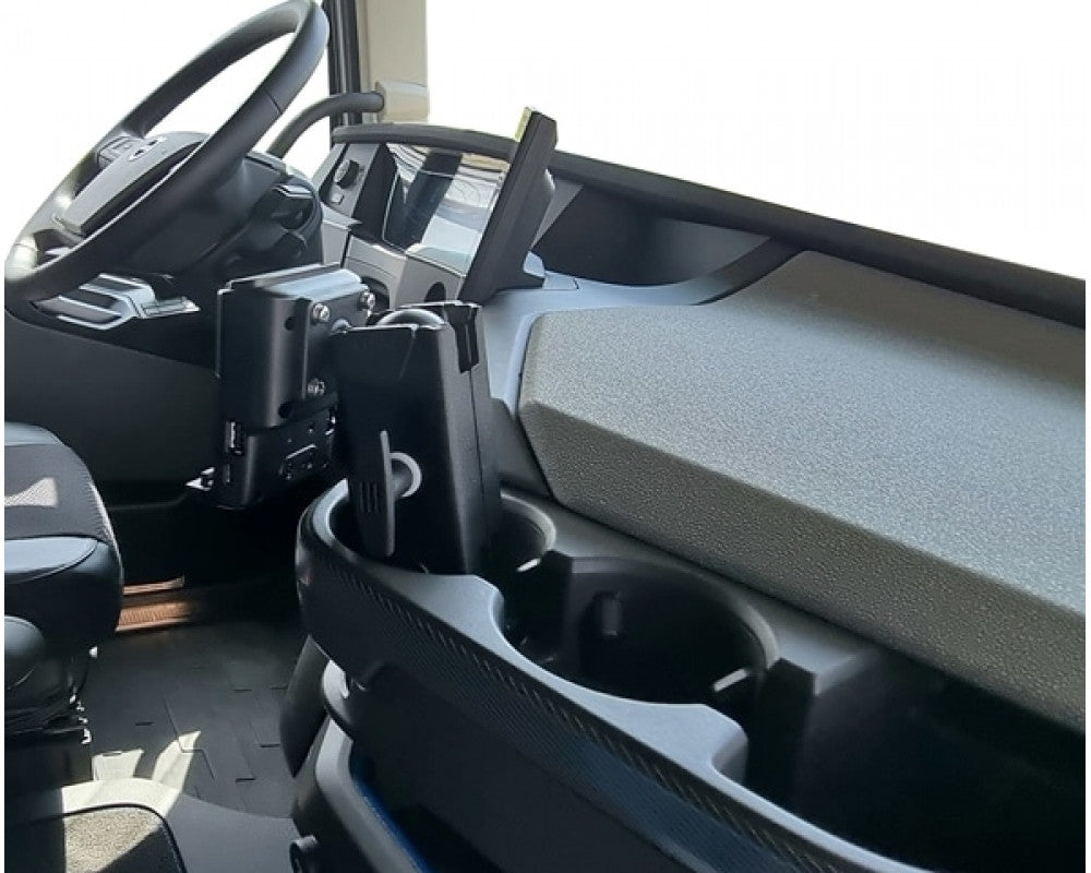 ARAT - Volvo FH 5 vanaf 2020 Kleur: Zwart - Auto-accessoires - artikel SMVO341.3 - afbeelding 2