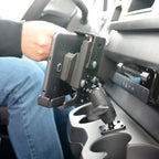 Arkon TAB4METKL – tablet in de houder vanuit een andere hoek – artikel 92220180