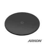 Arkon AP036-B detail van de kunststof plakschijf en kleeflaag