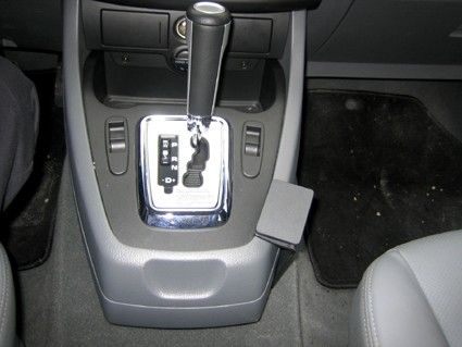 Proclip Ssang Yong Rodius 06-12 Console mount