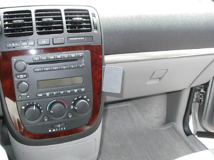 Proclip Chevr Uplander Pont. Montana SV6 05- Angled