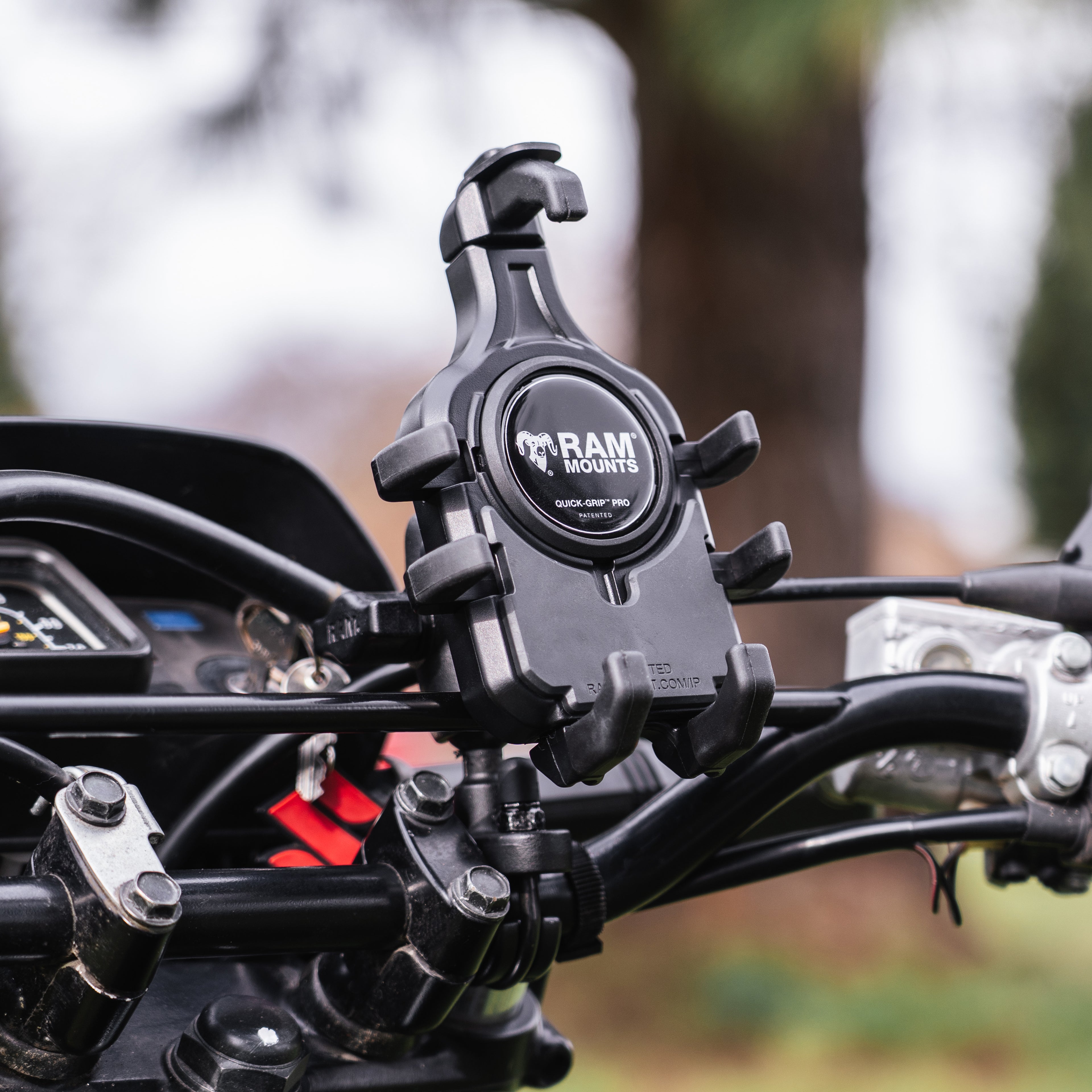 RAM Quick-Grip™ Pro Telefoonhouder met Kogel en Trillingsdempers - RAM Mounts RAM-HOL-PD5BVU afbeelding 7