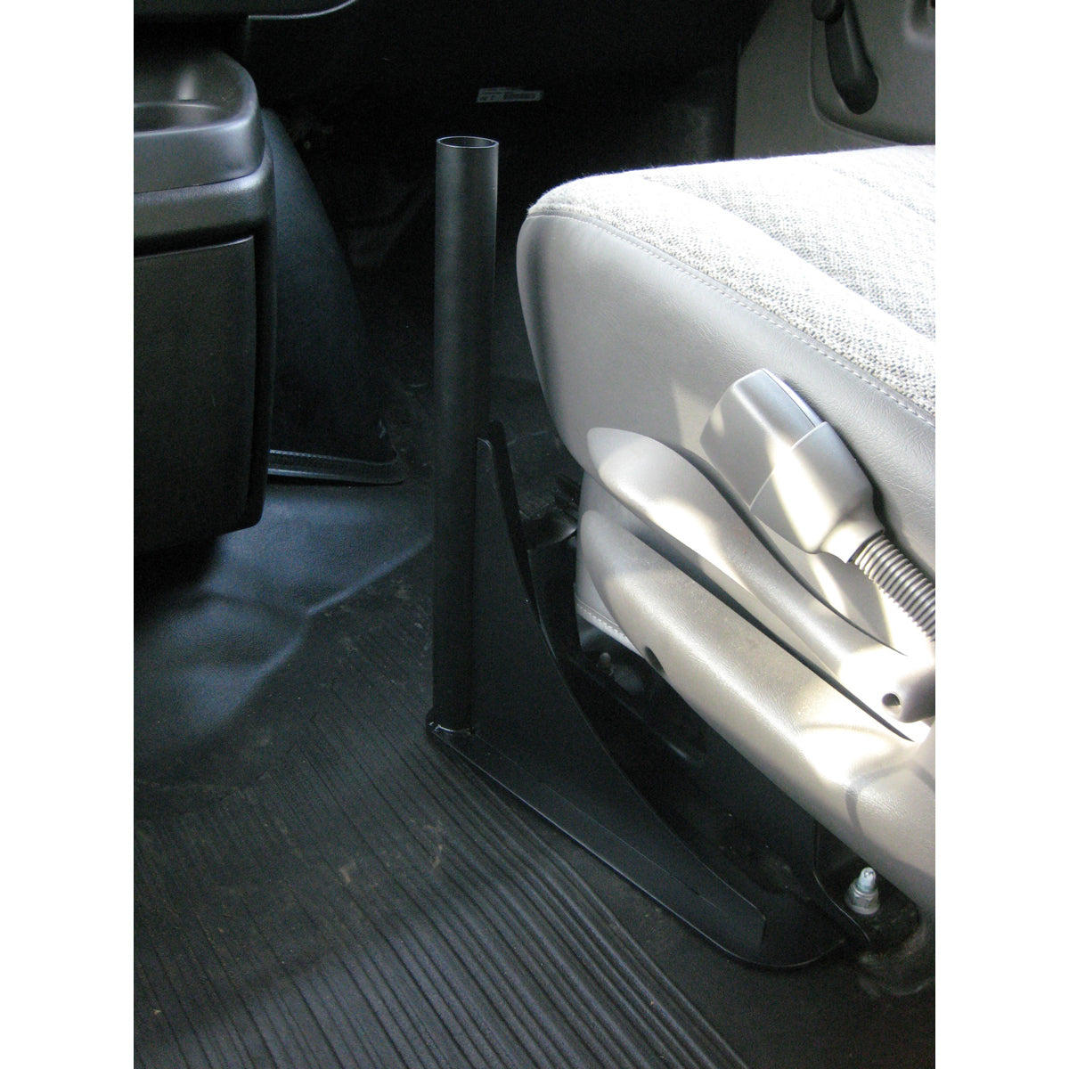 RAM No-Drill™ Voertuigbasis voor '98-25 Express Van, Savana Van + Meer - RAM Mounts RAM-VB-143 afbeelding 3